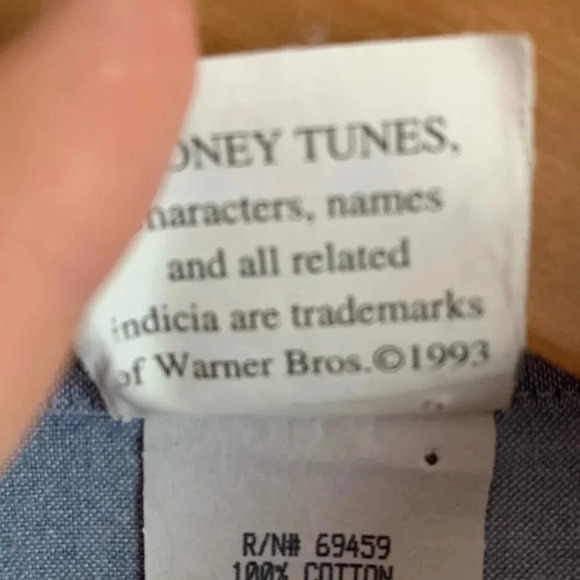 VTG Looney Tunes Women’s Button Up Denim Shirt size Small Bugs Bunny Embroidered - Picture 11 of 16